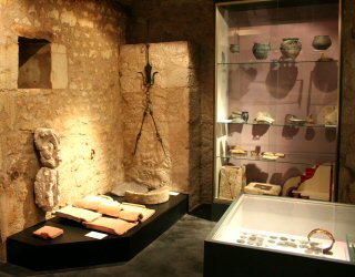 salle du site gallo-romain de Saint-Romain, Martizay